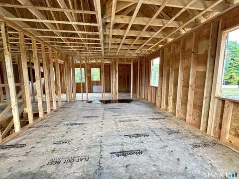 Entry Way - 2 Elaine Dr, Suffield, CT 06078 photo 9 of 11