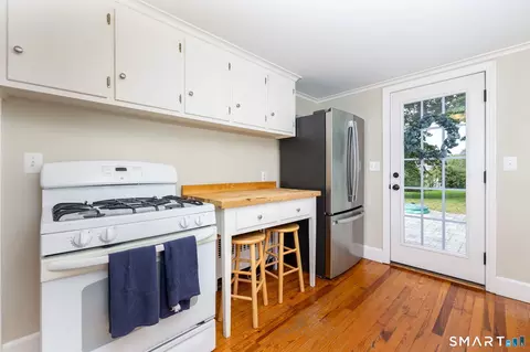 Kitchen - 19 Westway, Wethersfield, CT 06109 photo 3 of 3