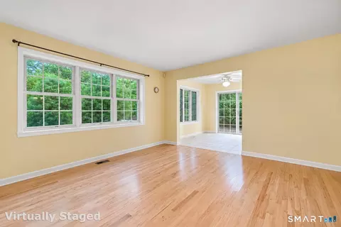 Living - 2 Hawthorne Ln #2, Niantic, CT 06357 photo 2 of 3