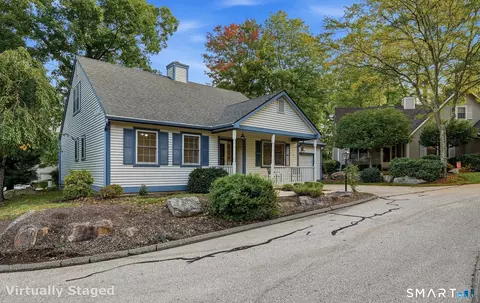 Exterior - 2 Hawthorne Ln #2, Niantic, CT 06357 photo 4 of 4