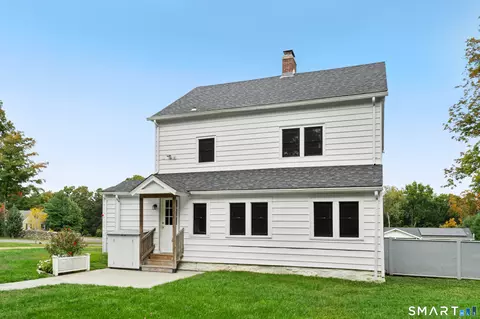 Exterior - 148 Ripton Rd, Shelton, CT 06484 photo 5 of 6
