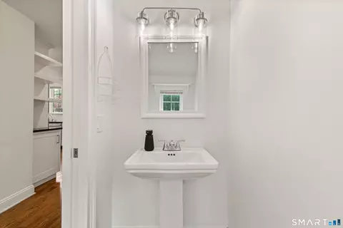 Bath - 148 Ripton Rd, Shelton, CT 06484 photo 1 of 4