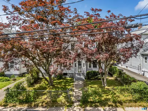 110 Plainfield St, Hartford, CT 06112