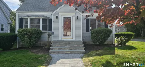 95 Disbrow St, Stratford, CT 06614