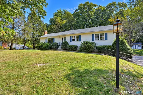 Exterior - 433 Herbert St, Orange, CT 06477 photo 2 of 5