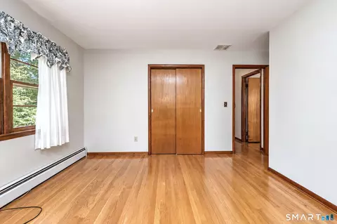 Bedroom - 433 Herbert St, Orange, CT 06477 photo 4 of 7