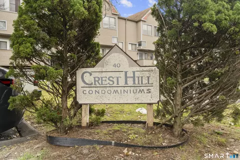40 Crest St #10, West Haven, CT 06516
