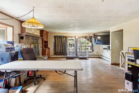 Living - 325 Brick School Rd, Warren, CT 06754 photo 1 of 1
