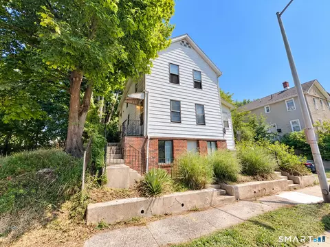 435 Myrtle St, New Britain, CT 06053