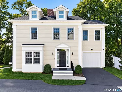 45 Hope St #9, Niantic, CT 06357