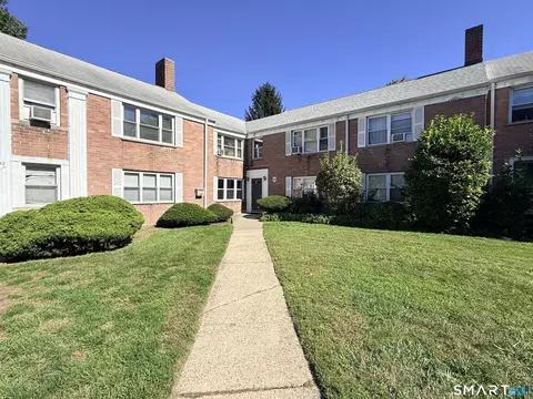 1076 E Main St #1, Stamford, CT 06902