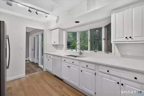 Kitchen - 815 Hill St, Hamden, CT 06514 photo 4 of 5