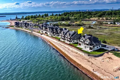2 Old Town Hwy #6, East Haven, CT 06512