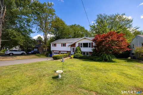Exterior - 136 Charter Rd, Wethersfield, CT 06109 photo 4 of 10