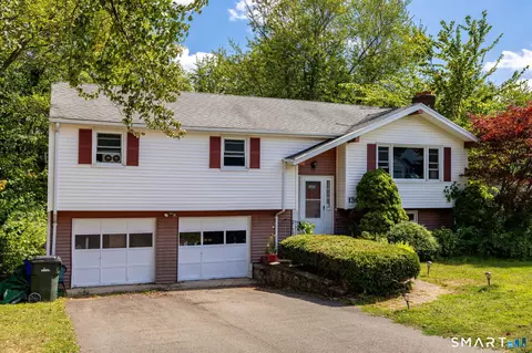 Exterior - 136 Charter Rd, Wethersfield, CT 06109 photo 5 of 10