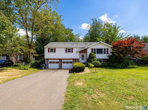 Exterior - 136 Charter Rd, Wethersfield, CT 06109 photo 2 of 10