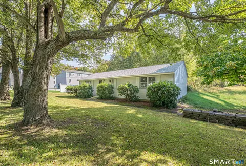 Exterior - 44 Putnam Rd, Central Village, CT 06332 photo 2 of 10