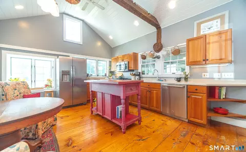 Kitchen - 204 Maple St, Wethersfield, CT 06109 photo 4 of 4