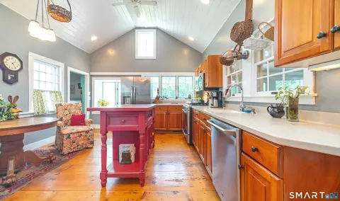 Kitchen - 204 Maple St, Wethersfield, CT 06109 photo 2 of 4
