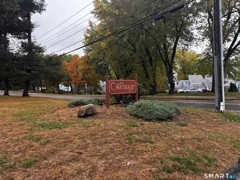 2 Amato Dr #E, South Windsor, CT 06074