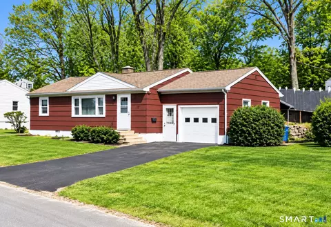 140 Courtland Ave, Waterbury, CT 06705