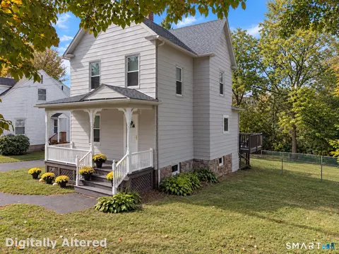 Exterior - 131 Ridge Rd, Wethersfield, CT 06109 photo 2 of 4