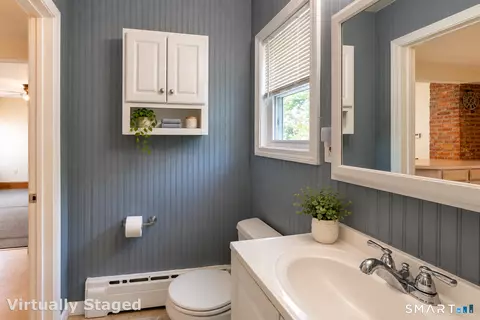 Bath - 131 Ridge Rd, Wethersfield, CT 06109 photo 2 of 2