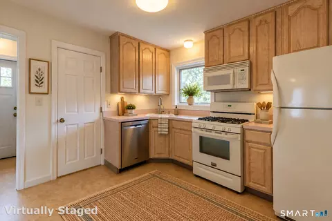 Kitchen - 131 Ridge Rd, Wethersfield, CT 06109 photo 1 of 1