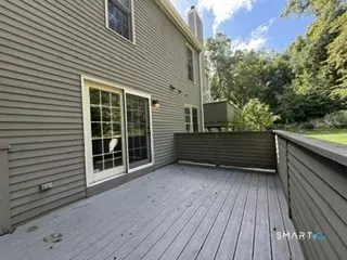 Exterior - 1925 Shepard Ave #9, Hamden, CT 06518 photo 4 of 5