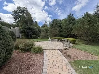 Exterior - 1925 Shepard Ave #9, Hamden, CT 06518 photo 5 of 5