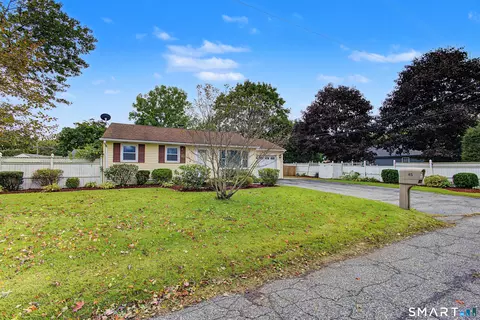 Exterior - 45 Fairview St, Killingly, CT 06239 photo 5 of 5
