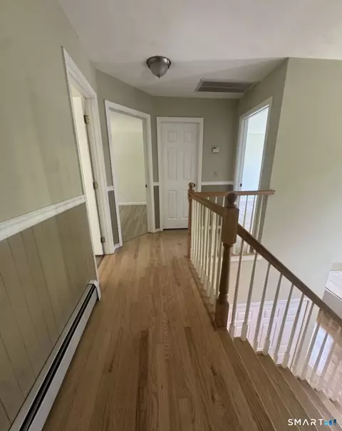 Entry Way - 52 Middle Rd, Preston, CT 06365 photo 3 of 3