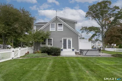 Exterior - 51 Neck Rd, Madison, CT 06443 photo 9 of 11