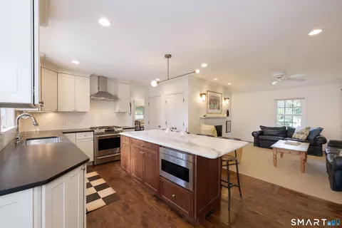 Kitchen - 51 Neck Rd, Madison, CT 06443 photo 3 of 3