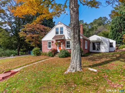 45 Lathrop Rd, Quaker Hill, CT 06375