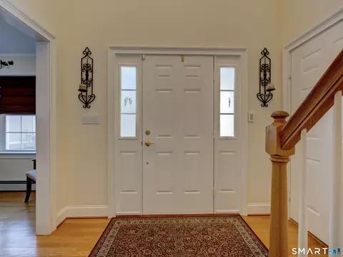 Entry Way - 2 Streamside Ln #2, Berlin, CT 06037 photo 1 of 5