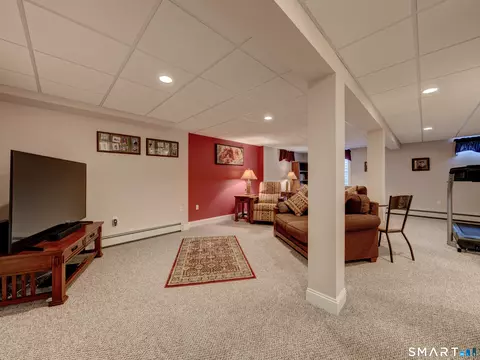 Living - 2 Streamside Ln #2, Berlin, CT 06037 photo 3 of 6