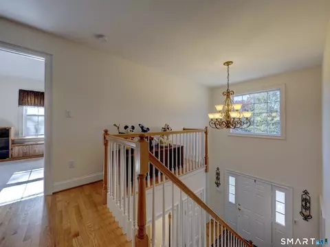 Entry Way - 2 Streamside Ln #2, Berlin, CT 06037 photo 3 of 5