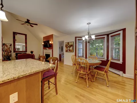 Dining - 2 Streamside Ln #2, Berlin, CT 06037 photo 4 of 4