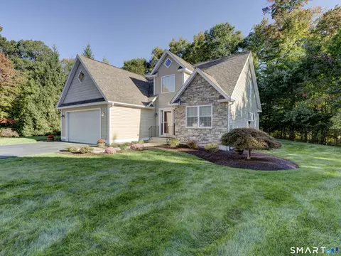 Exterior - 2 Streamside Ln #2, Berlin, CT 06037 photo 2 of 2