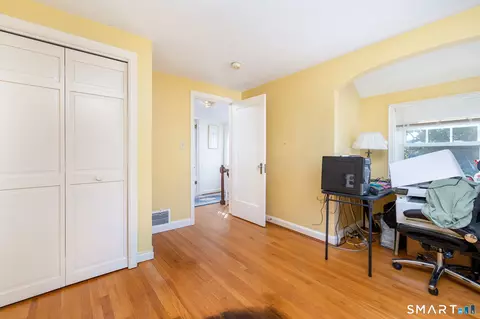 Bedroom - 430 Prospect St, Wethersfield, CT 06109 photo 5 of 6