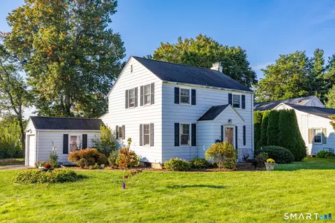 Exterior - 430 Prospect St, Wethersfield, CT 06109 photo 2 of 7