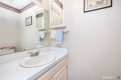 Bath - 430 Prospect St, Wethersfield, CT 06109 photo 1 of 2