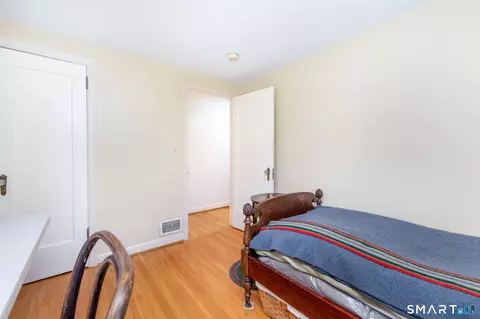 Bedroom - 430 Prospect St, Wethersfield, CT 06109 photo 4 of 6