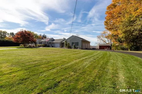 Exterior - 763 North St, Suffield, CT 06078 photo 2 of 4