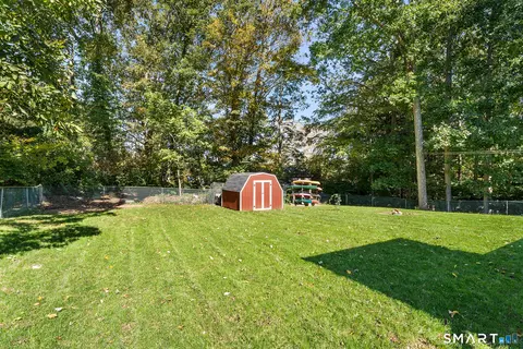 Exterior - 17 Cartridge Trl, Ledyard, CT 06339 photo 4 of 6