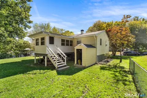 Exterior - 17 Cartridge Trl, Ledyard, CT 06339 photo 3 of 6