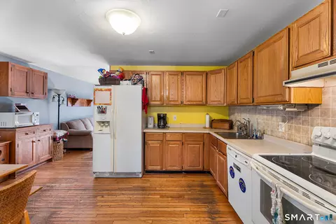 Kitchen - 17 Cartridge Trl, Ledyard, CT 06339 photo 3 of 3