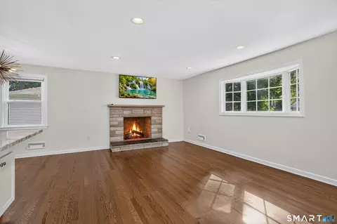 Living - 114 Forest Dr, Wethersfield, CT 06109 photo 3 of 4