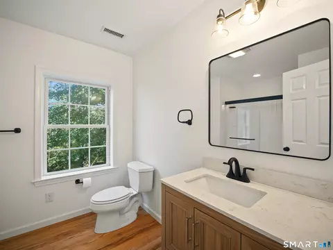 Bath - 42 Straits Rd, Chester, CT 06412 photo 3 of 4
